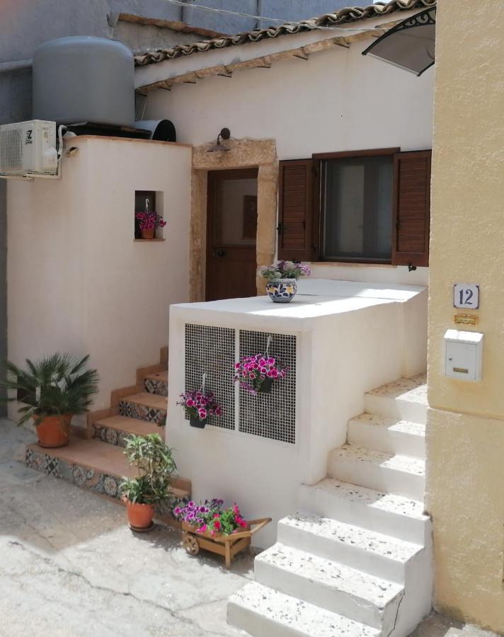 Blue Cottage Monolocale Centro 夏卡 外观 照片