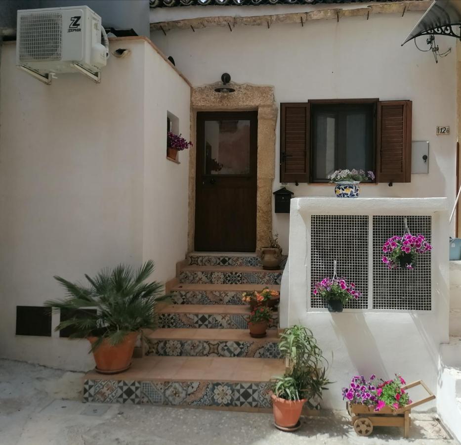 Blue Cottage Monolocale Centro 夏卡 外观 照片